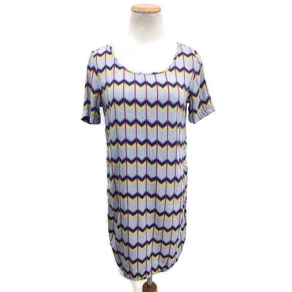 Roxy Blue And Purple Print keyhole detail shift style short sleeve dress in XS